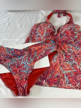 SUNSETS MUSE HALTER TANKINI set bottom XL, TOP 36DD. Red Paisley